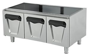 PLACARD EN INOX AVEC PORTE